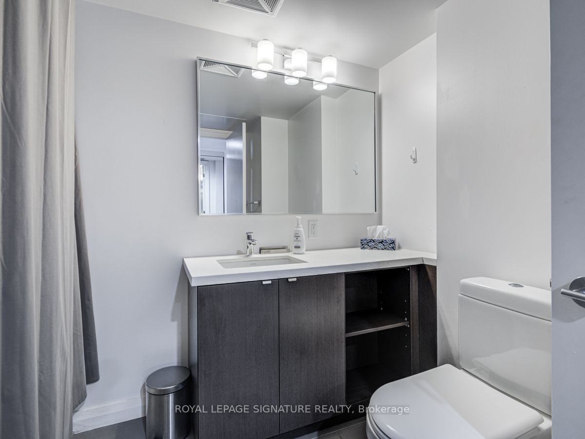 155 Yorkville Ave, #1110