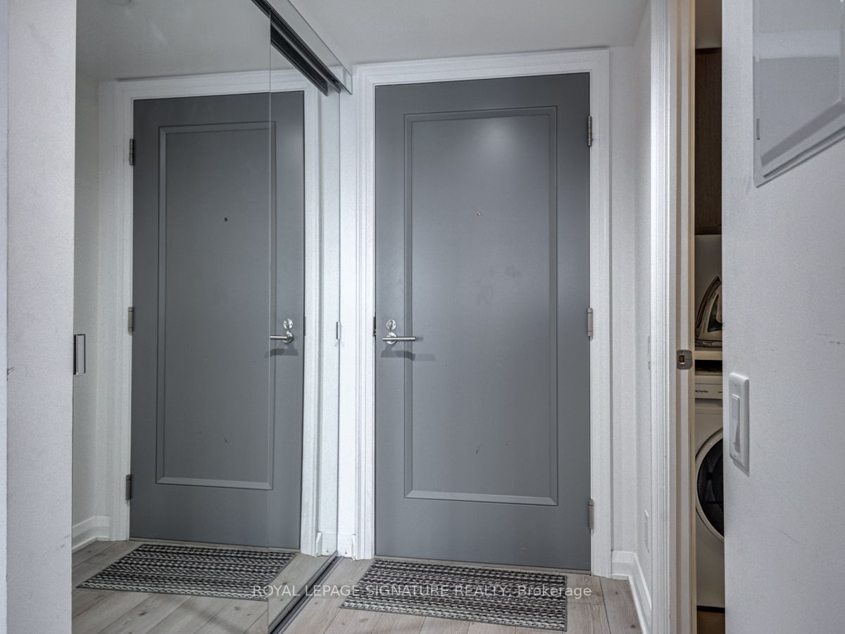 155 Yorkville Ave, #1110