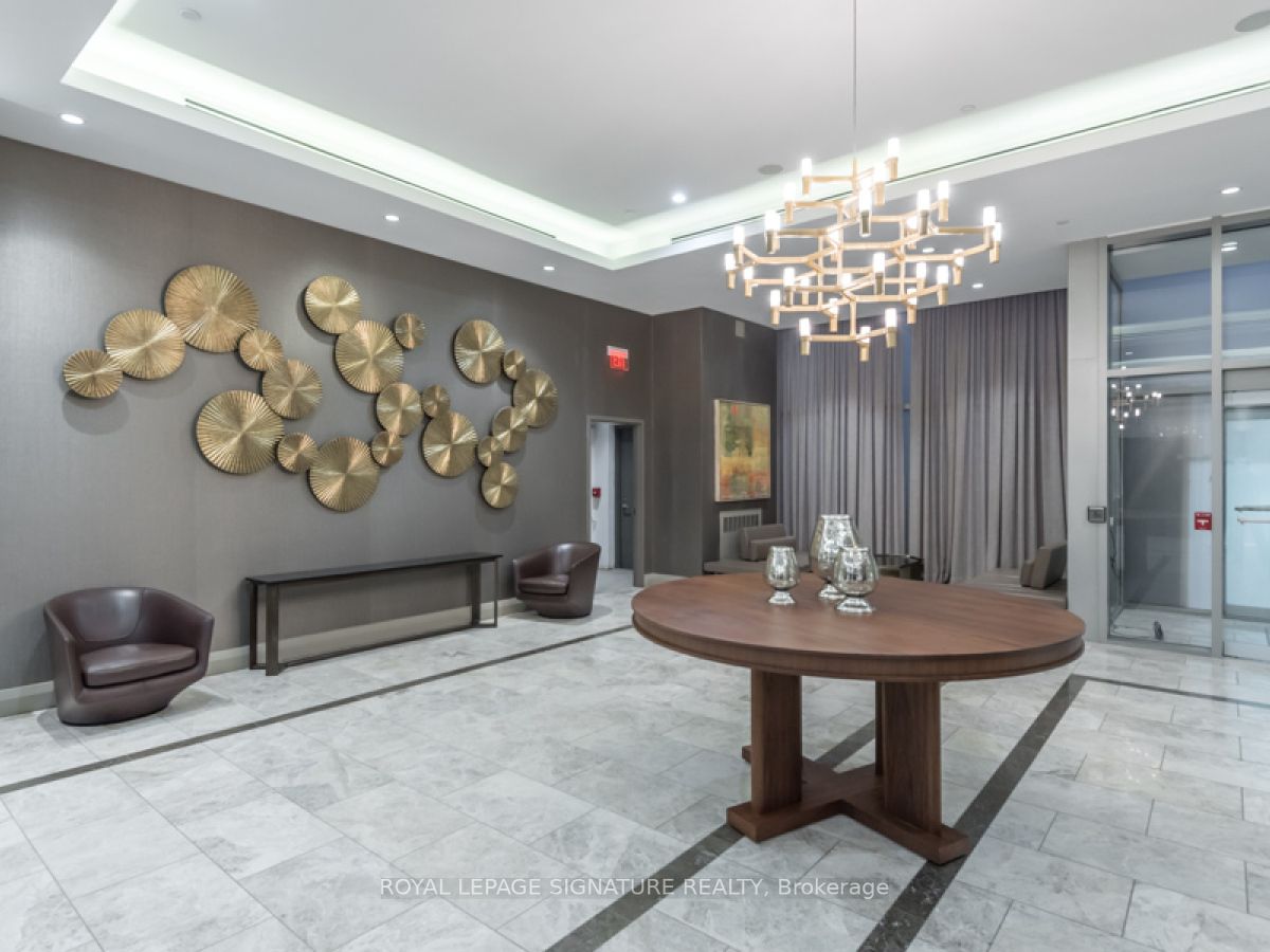 155 Yorkville Ave, #1110