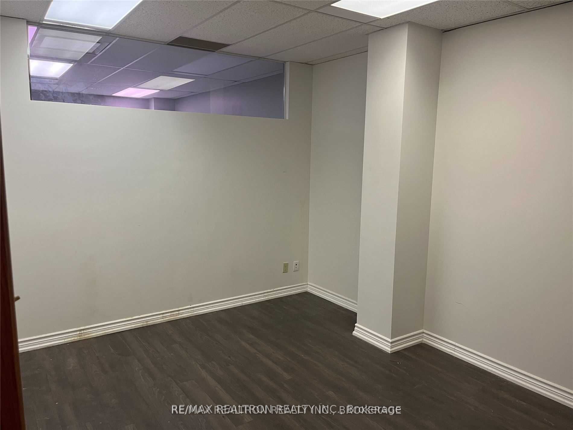 3910 Bathurst St, #306