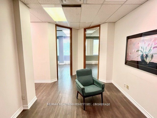 3910 Bathurst St, #306