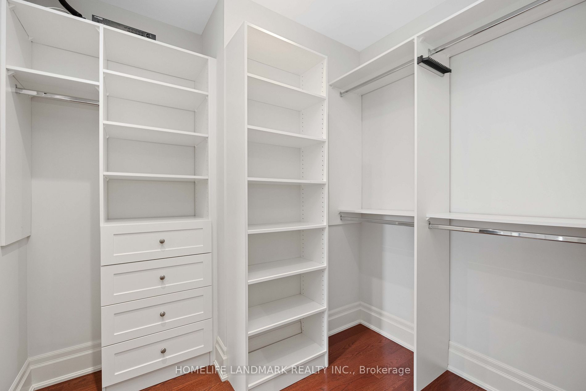 4 Acton Ave