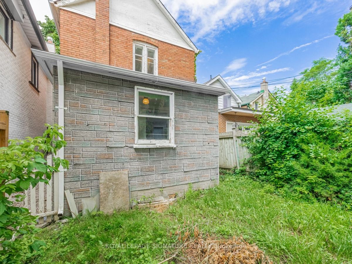311 Wychwood Avenue