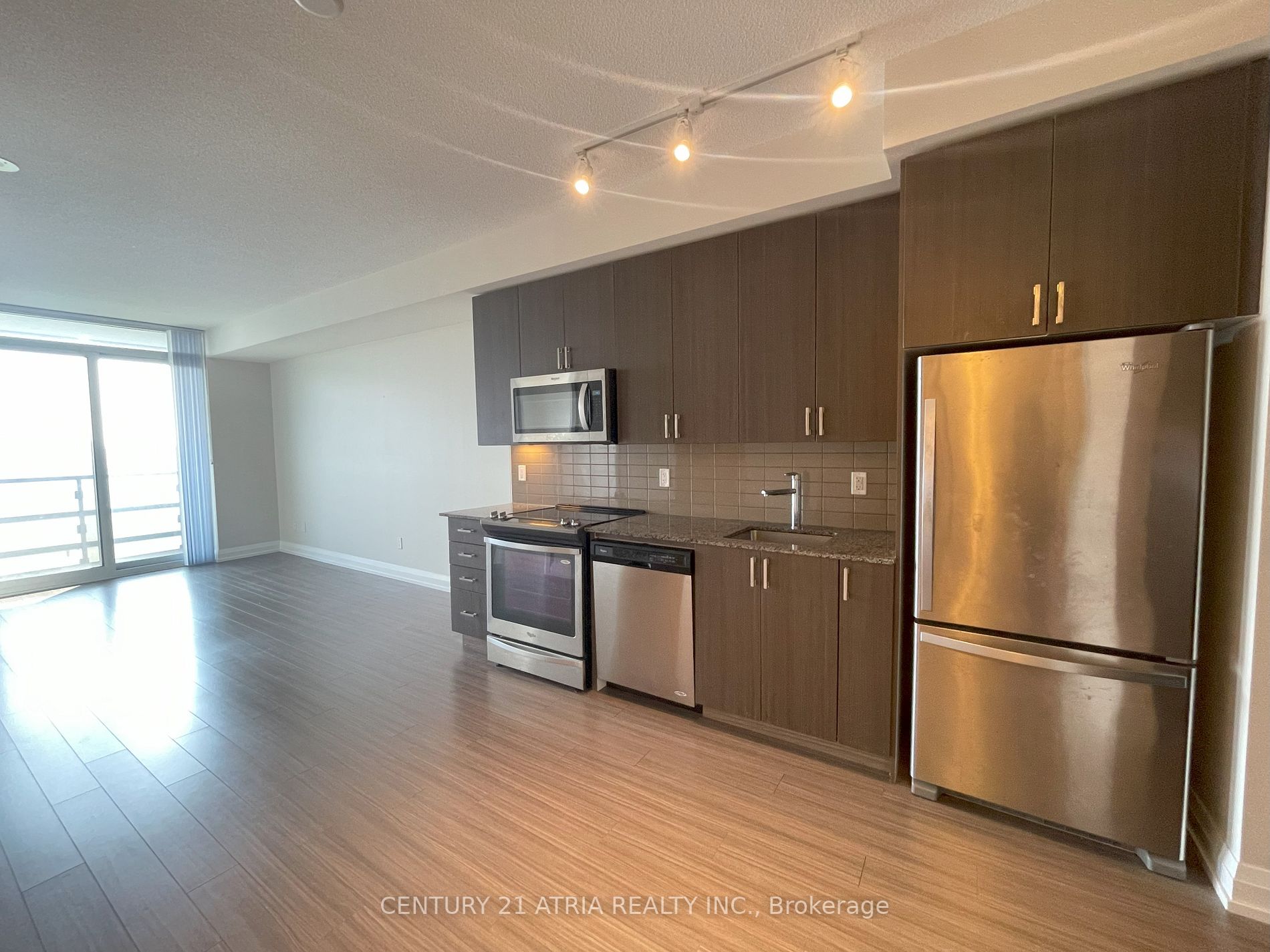 18 Graydon Hall Dr, #1301