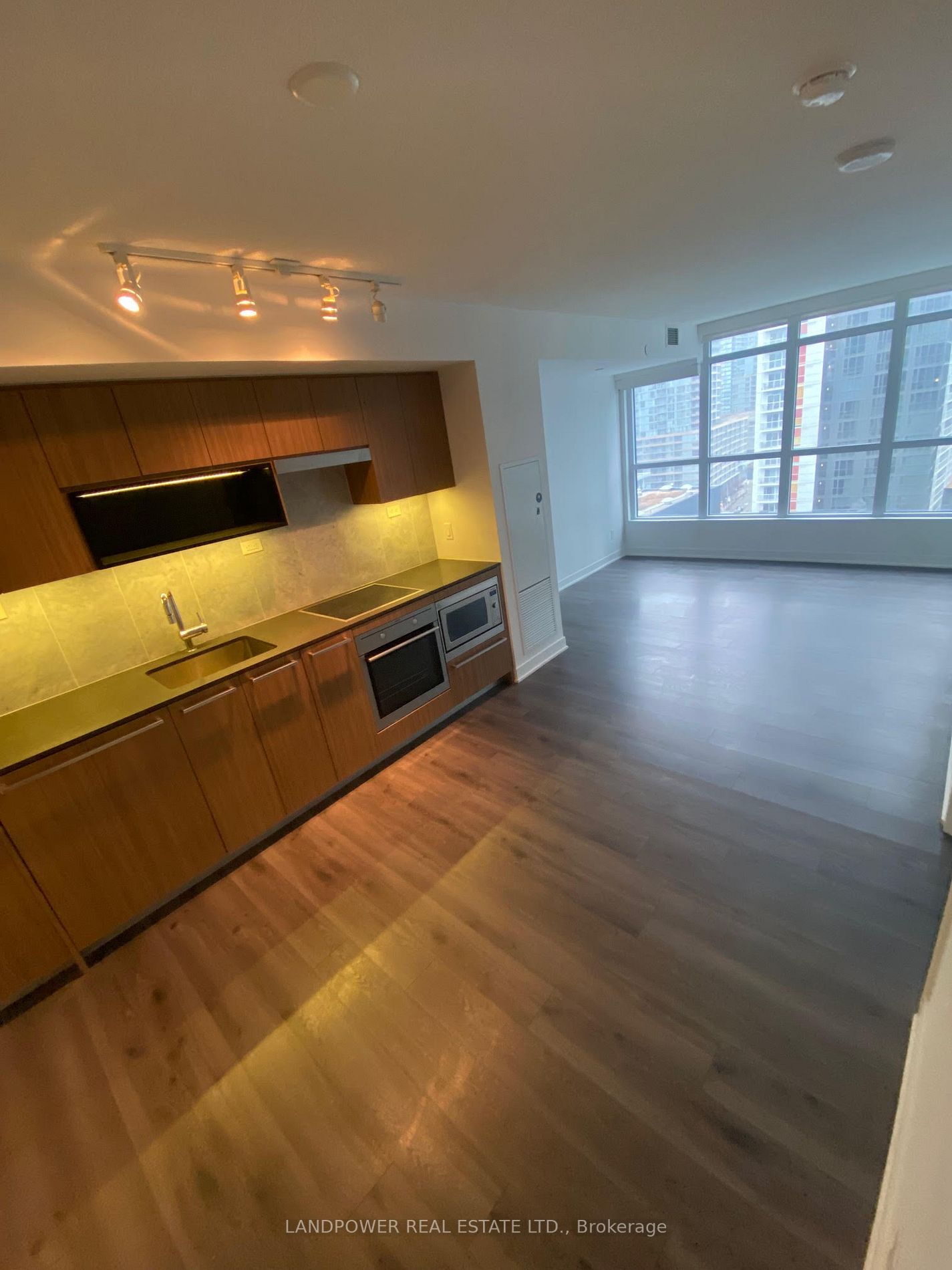 80 Queens Wharf Rd, #1708