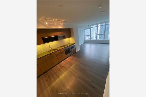 80 Queens Wharf Rd, Toronto