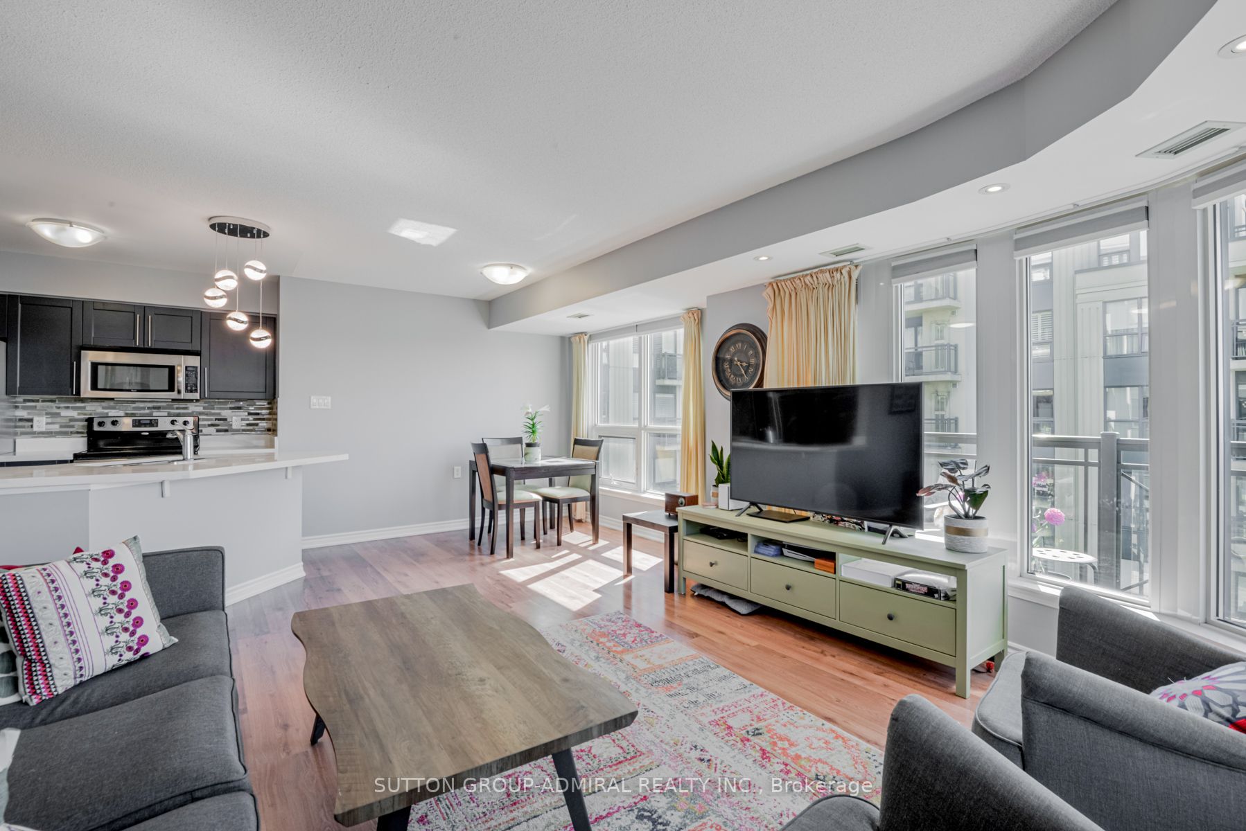 #502 - 872 Sheppard Ave, Toronto
