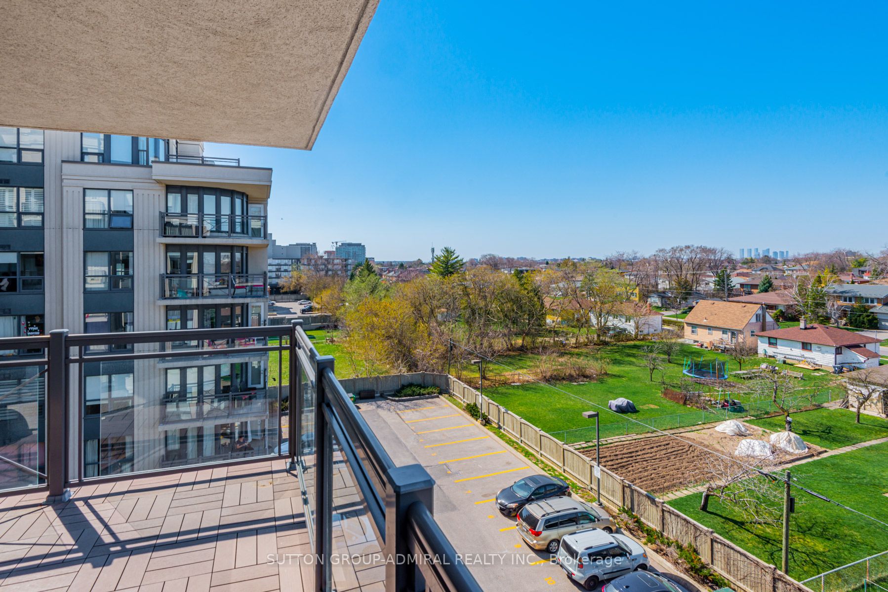 #502 - 872 Sheppard Ave, Toronto