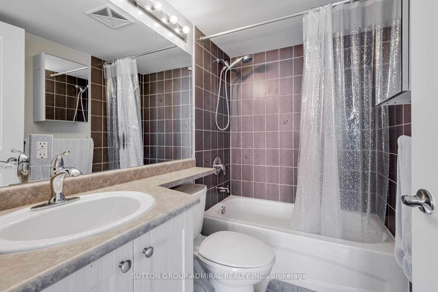 #502 - 872 Sheppard Ave, Toronto