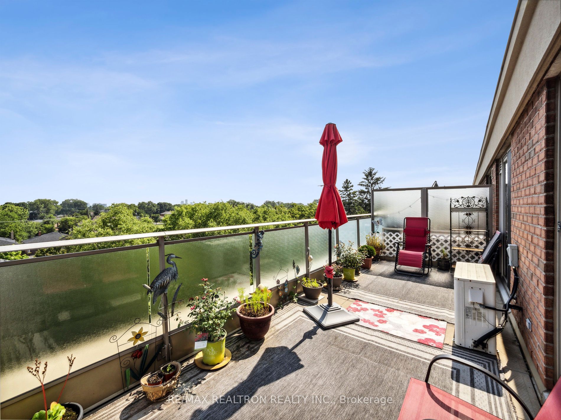 801 Sheppard Ave W, #605