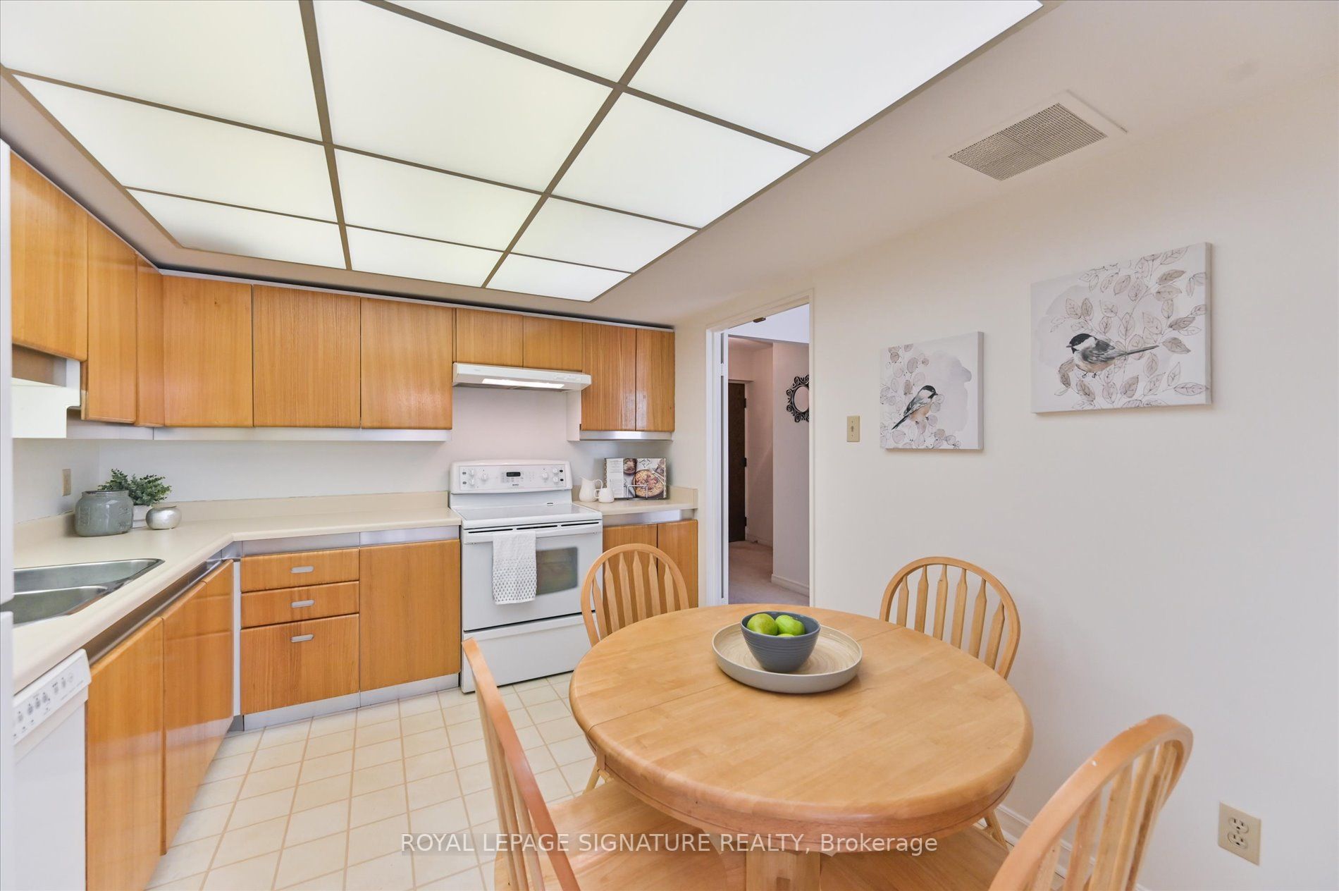 55 Harbour Sq, #1315