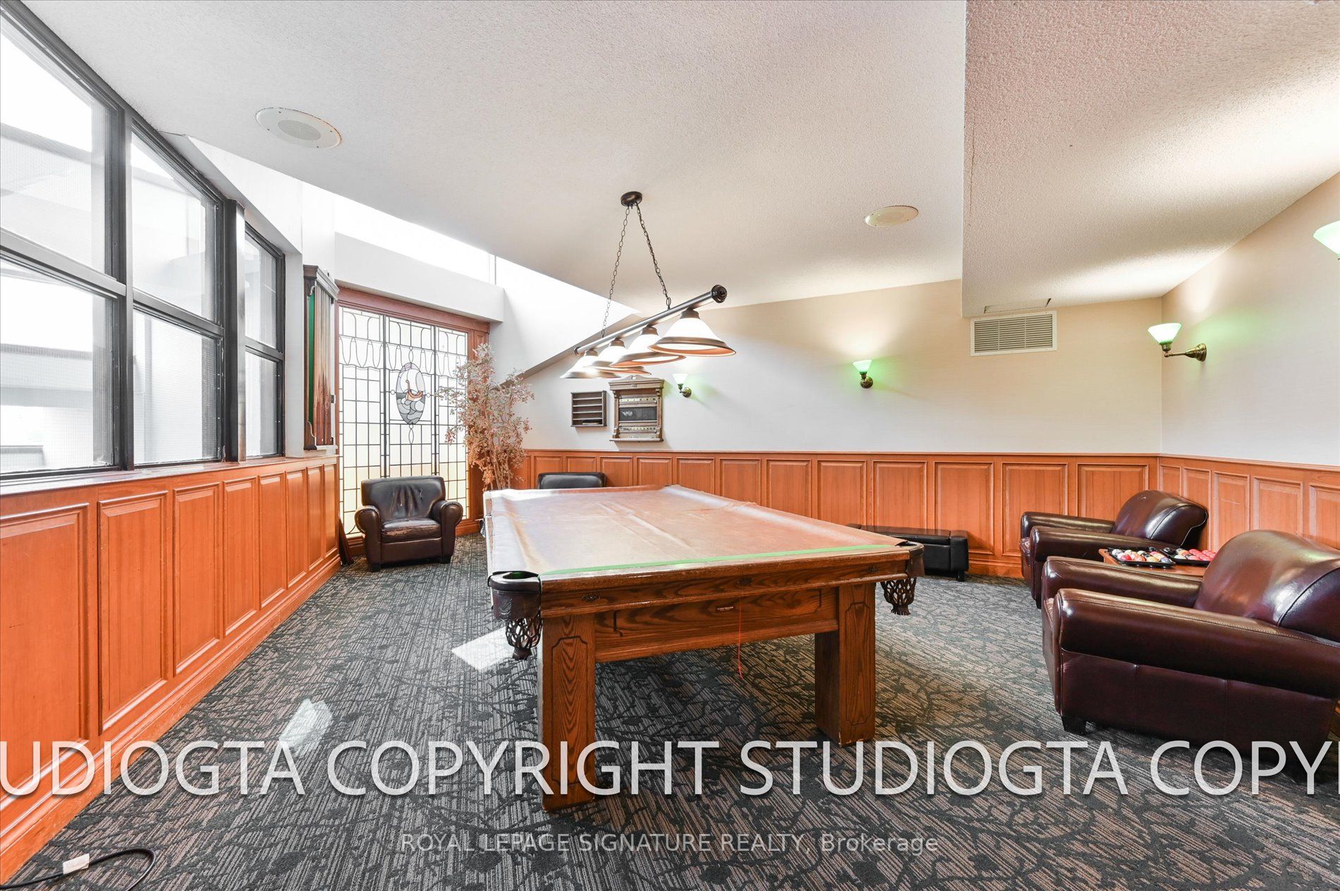 55 Harbour Sq, #1315