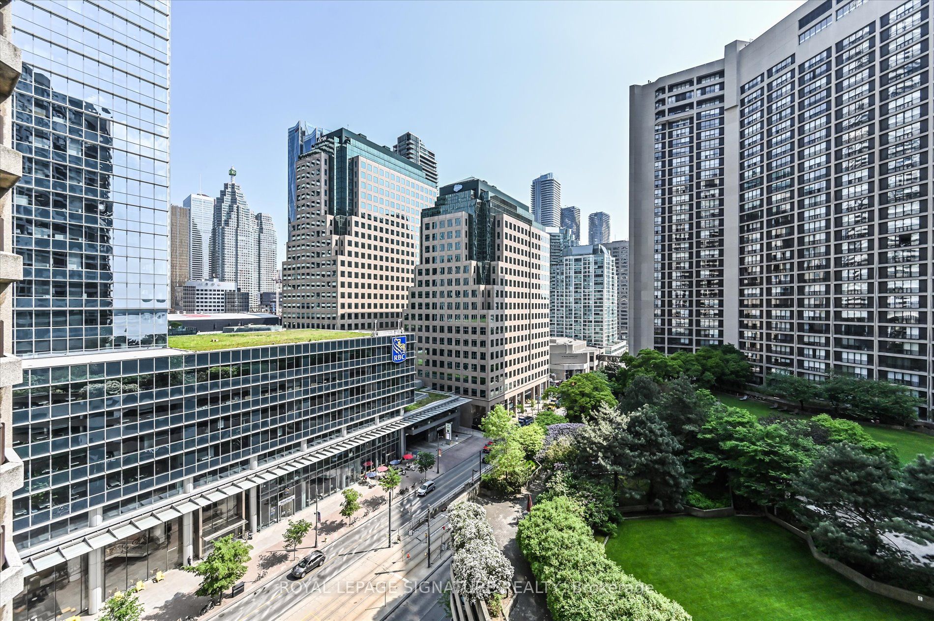 55 Harbour Sq, #1315