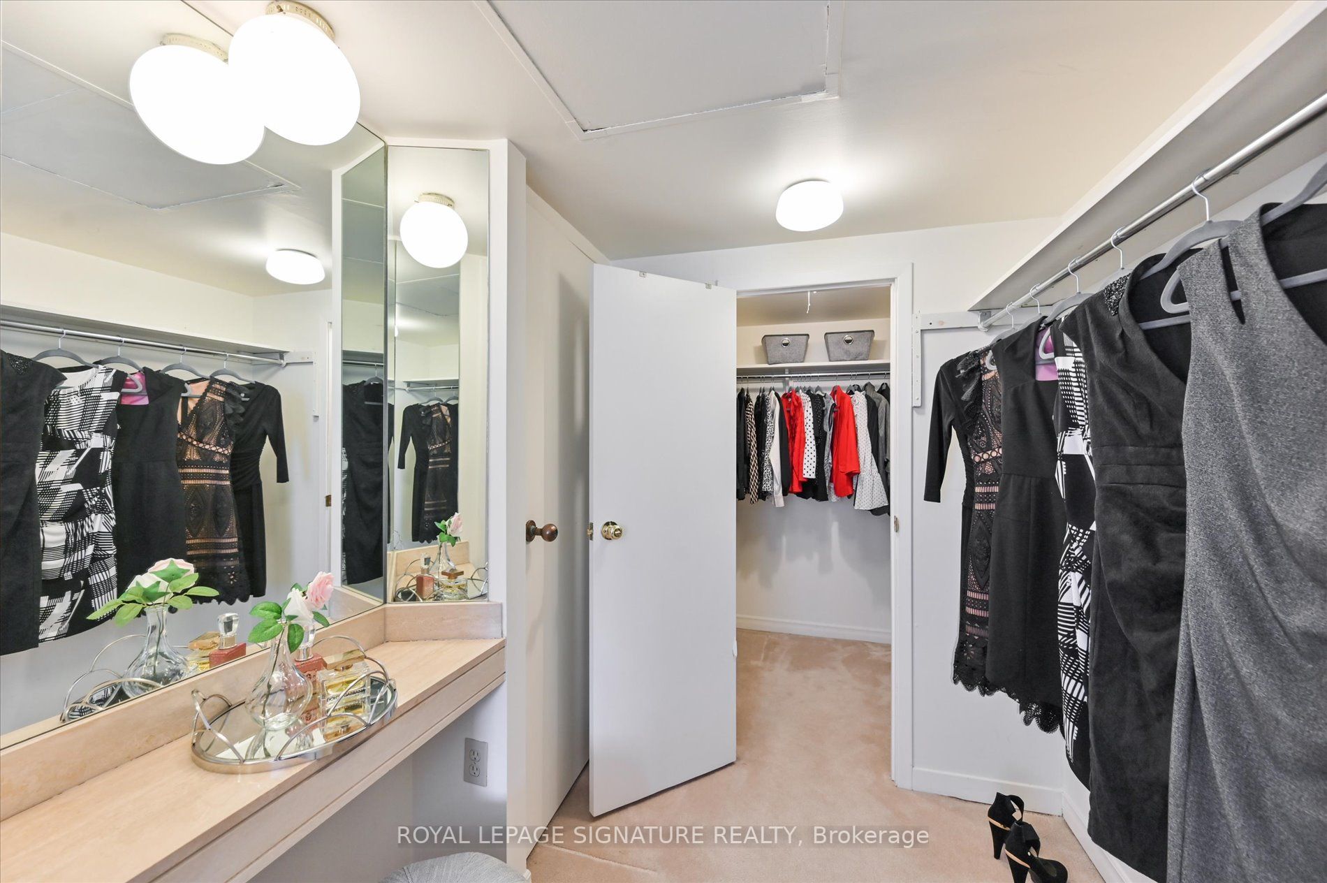 55 Harbour Sq, #1315