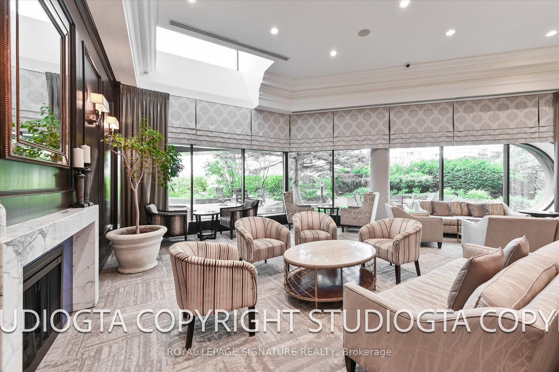 55 Harbour Sq, #1315