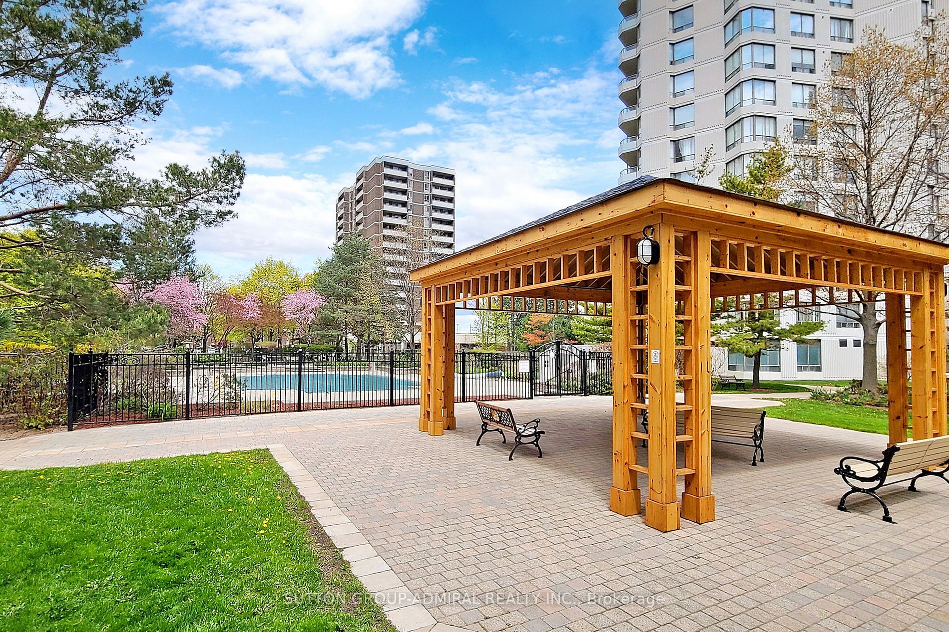 1131 Steeles Ave W, #307