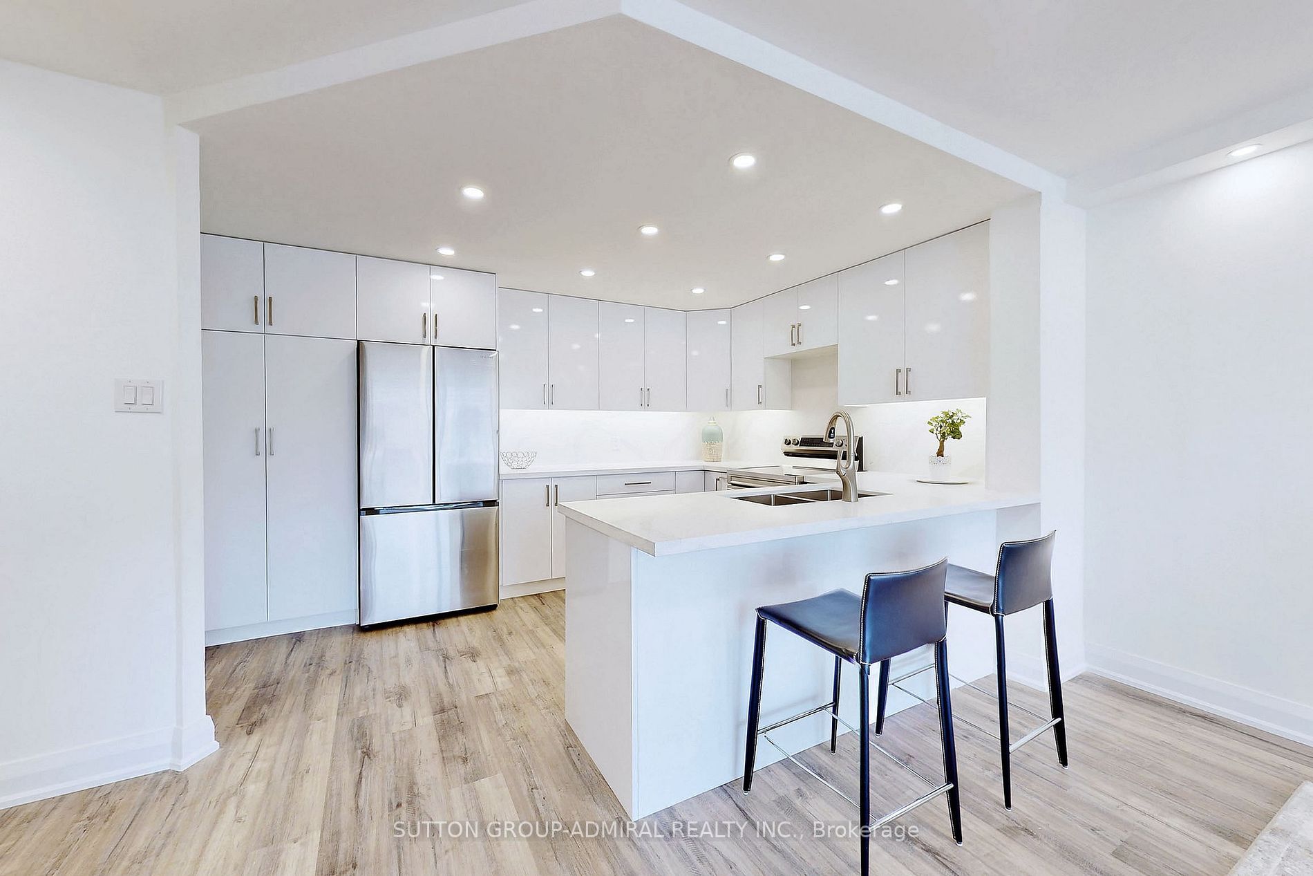 1131 Steeles Ave W, #307