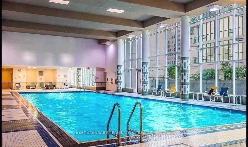 16 Yonge St, #3110