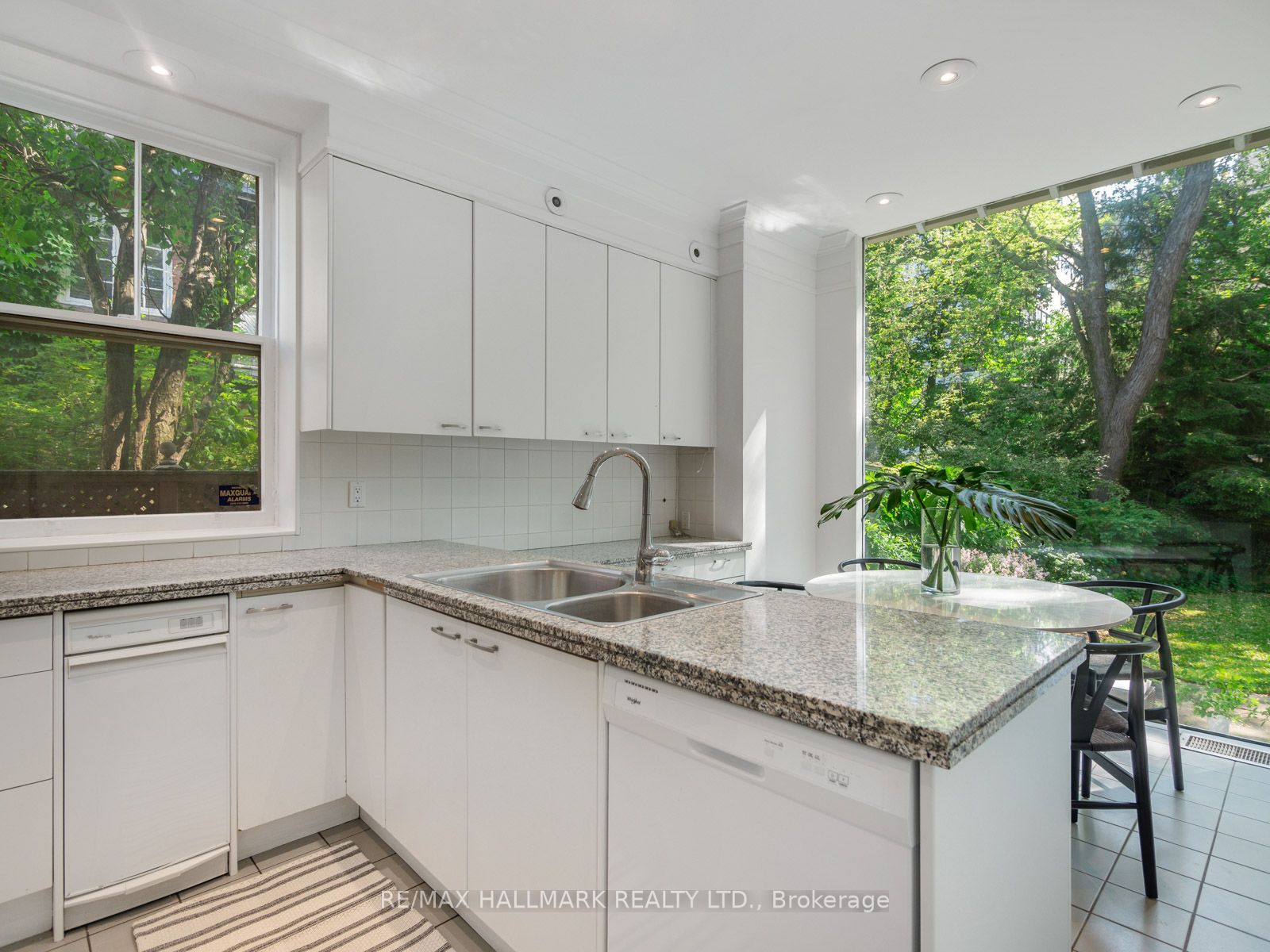 75 Forest Hill Rd