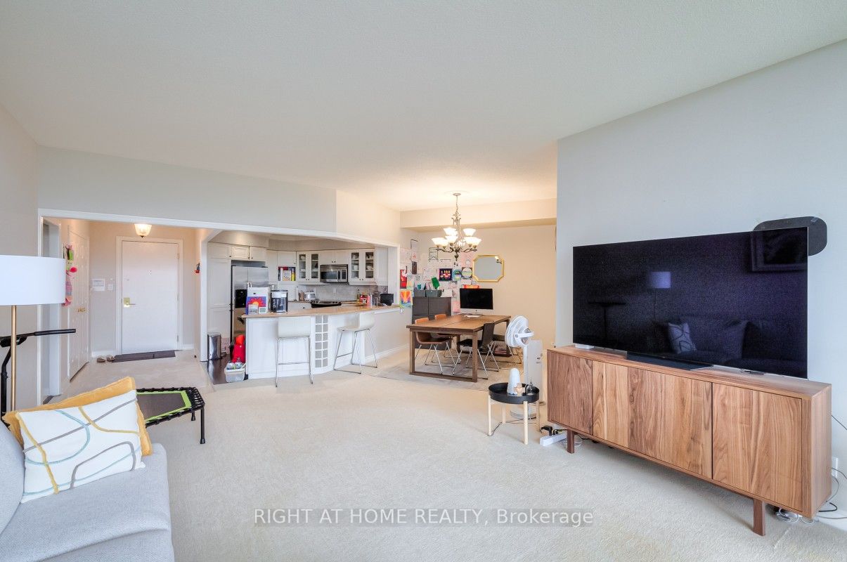 3181 Bayview Ave, #Ph17