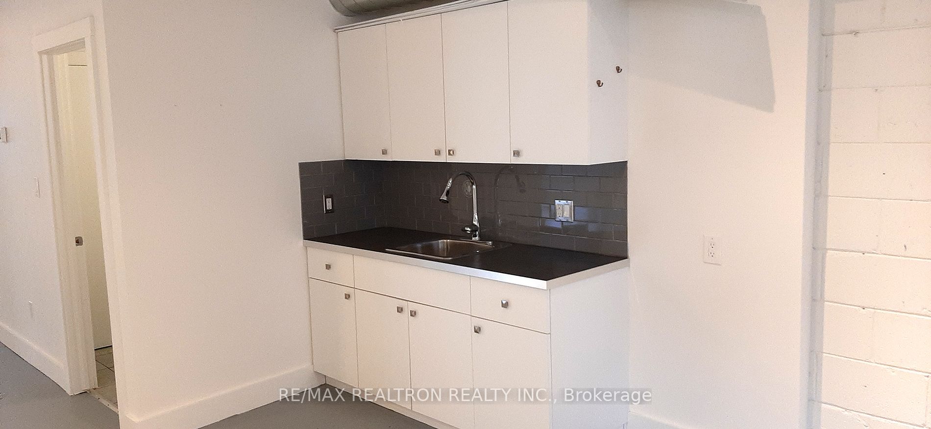 135 Tecumseth St, #8A