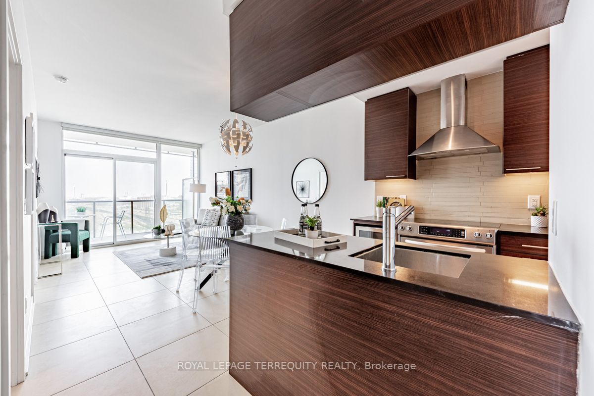 1 Market Street, #1410