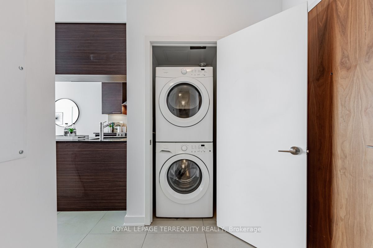 1 Market Street, #1410