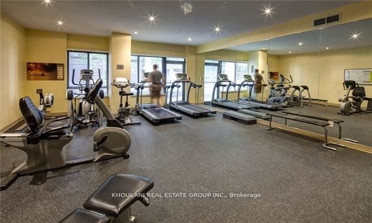 280 Simcoe St, #709