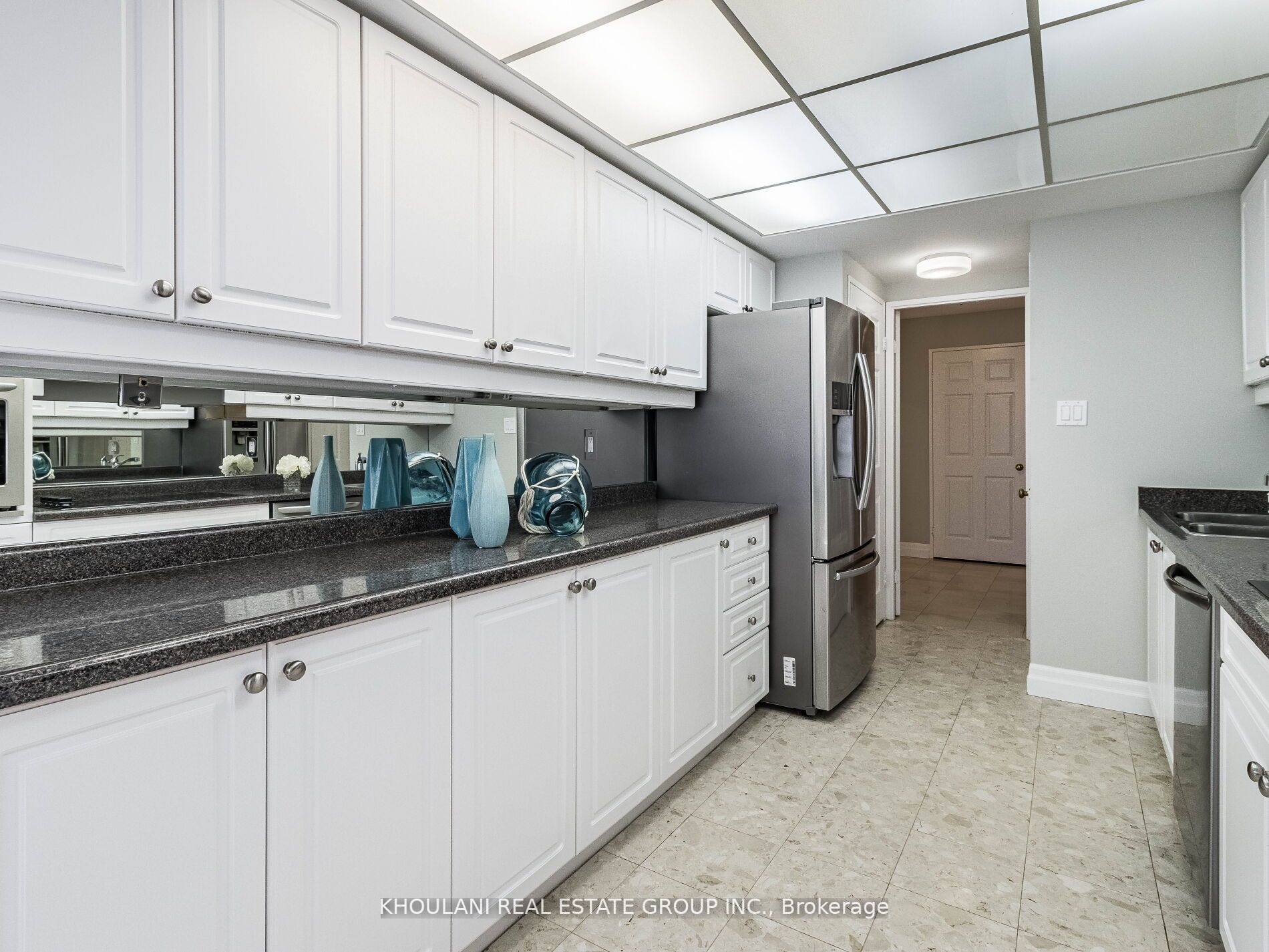 280 Simcoe St, #709