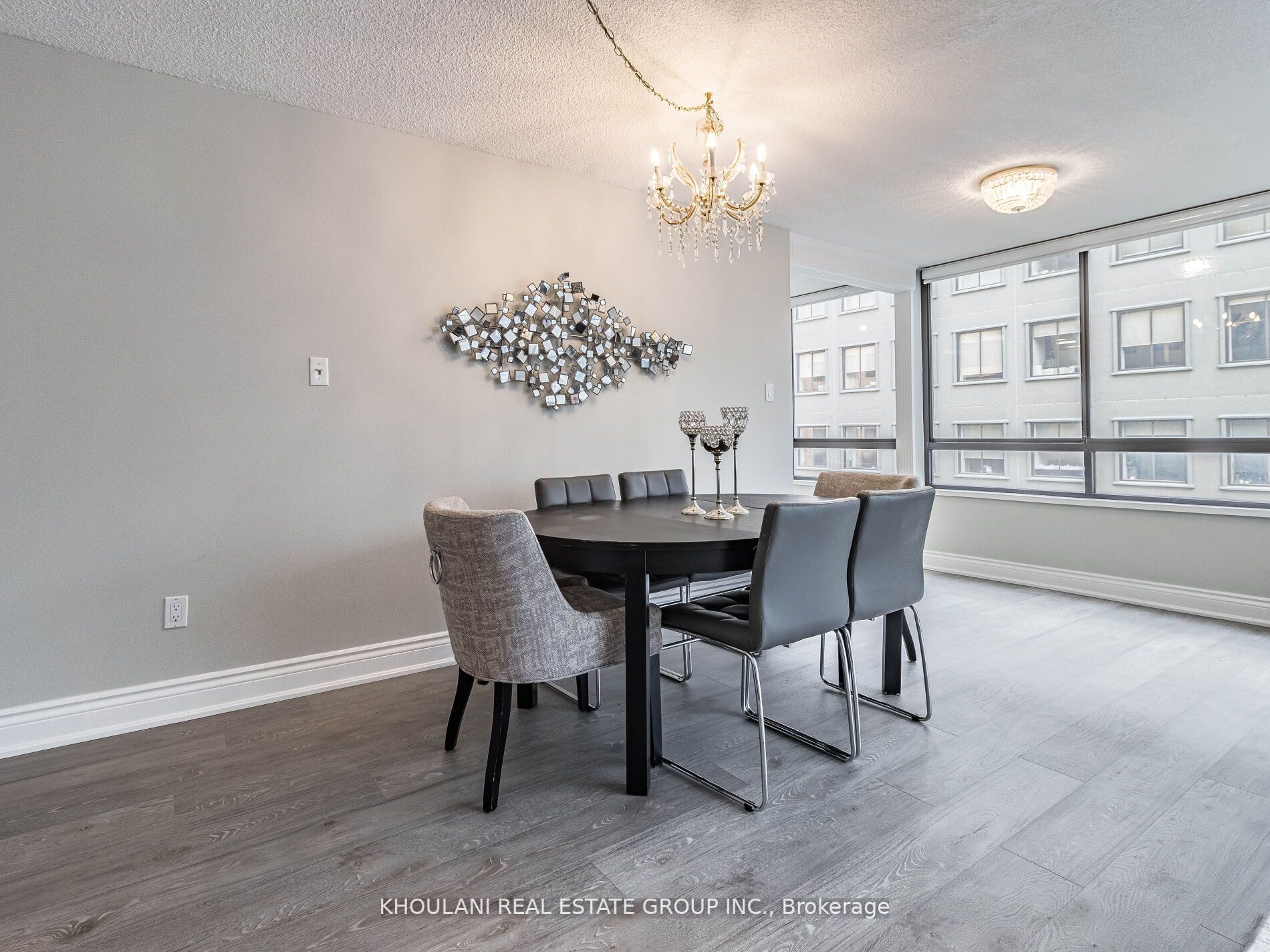 280 Simcoe St, #709