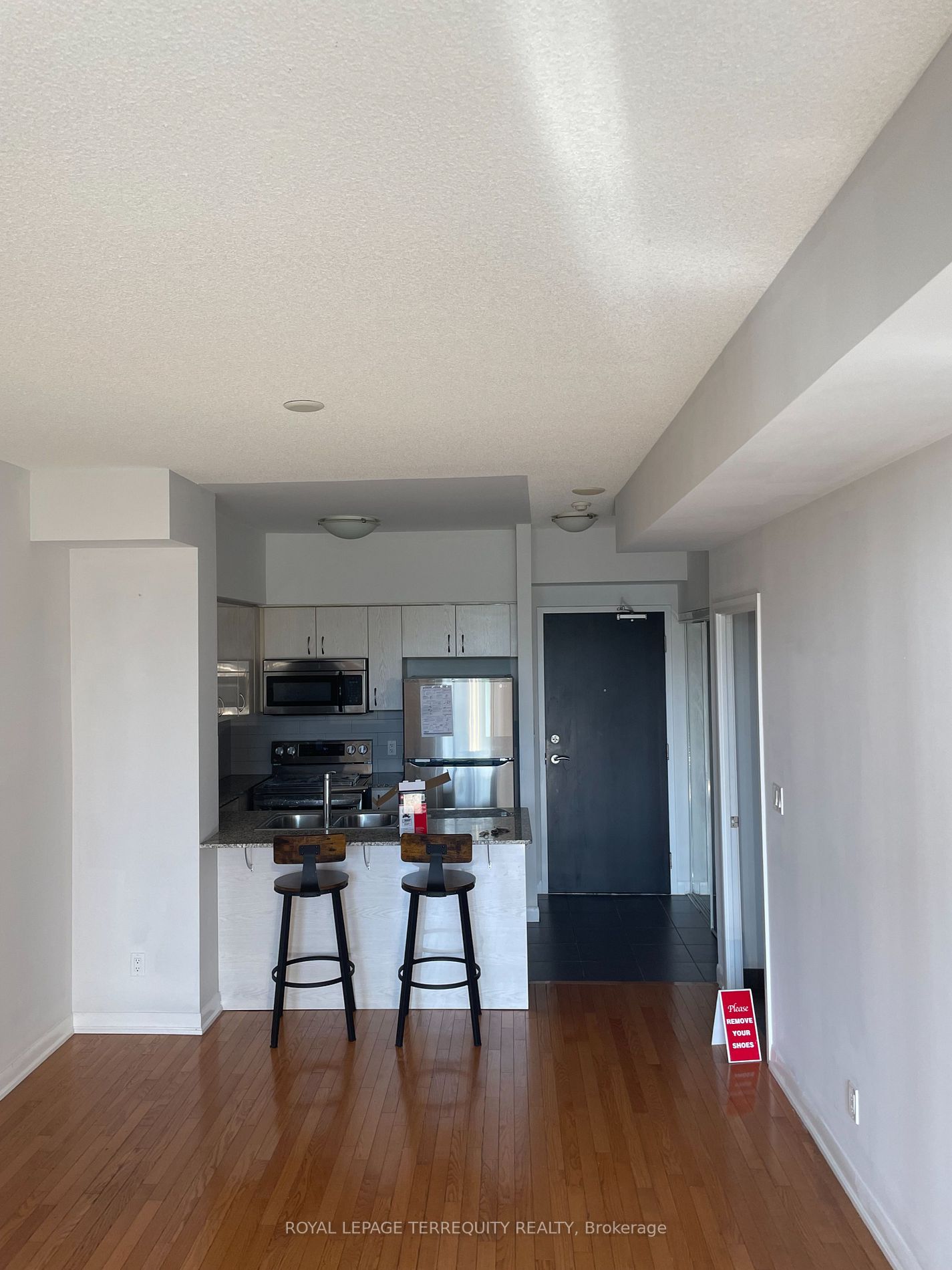 5791 Yonge St, #308