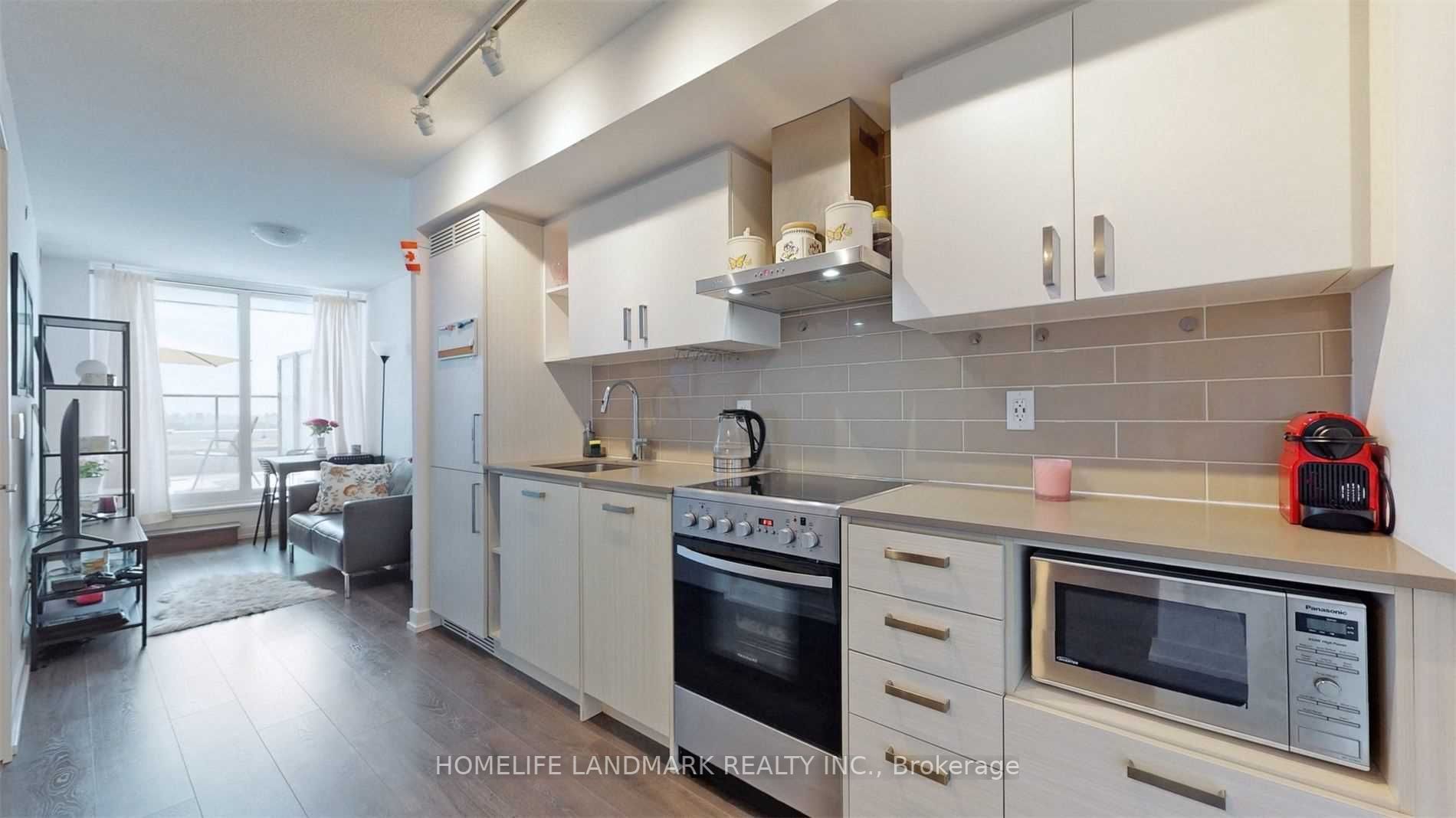 125 Redpath Ave, #1013