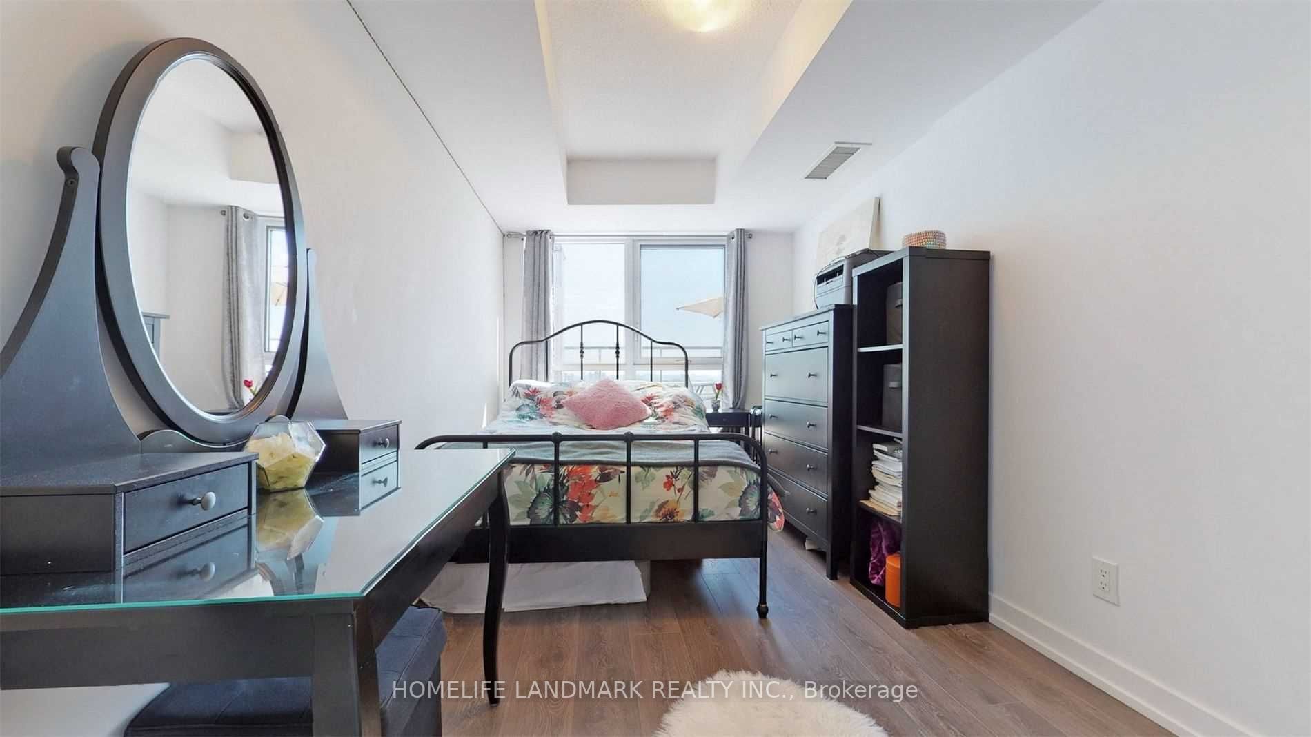 125 Redpath Ave, #1013