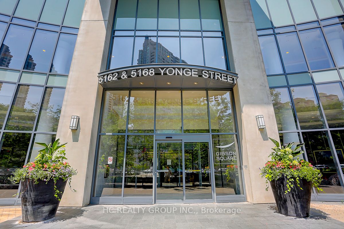 5168 Yonge St, #606