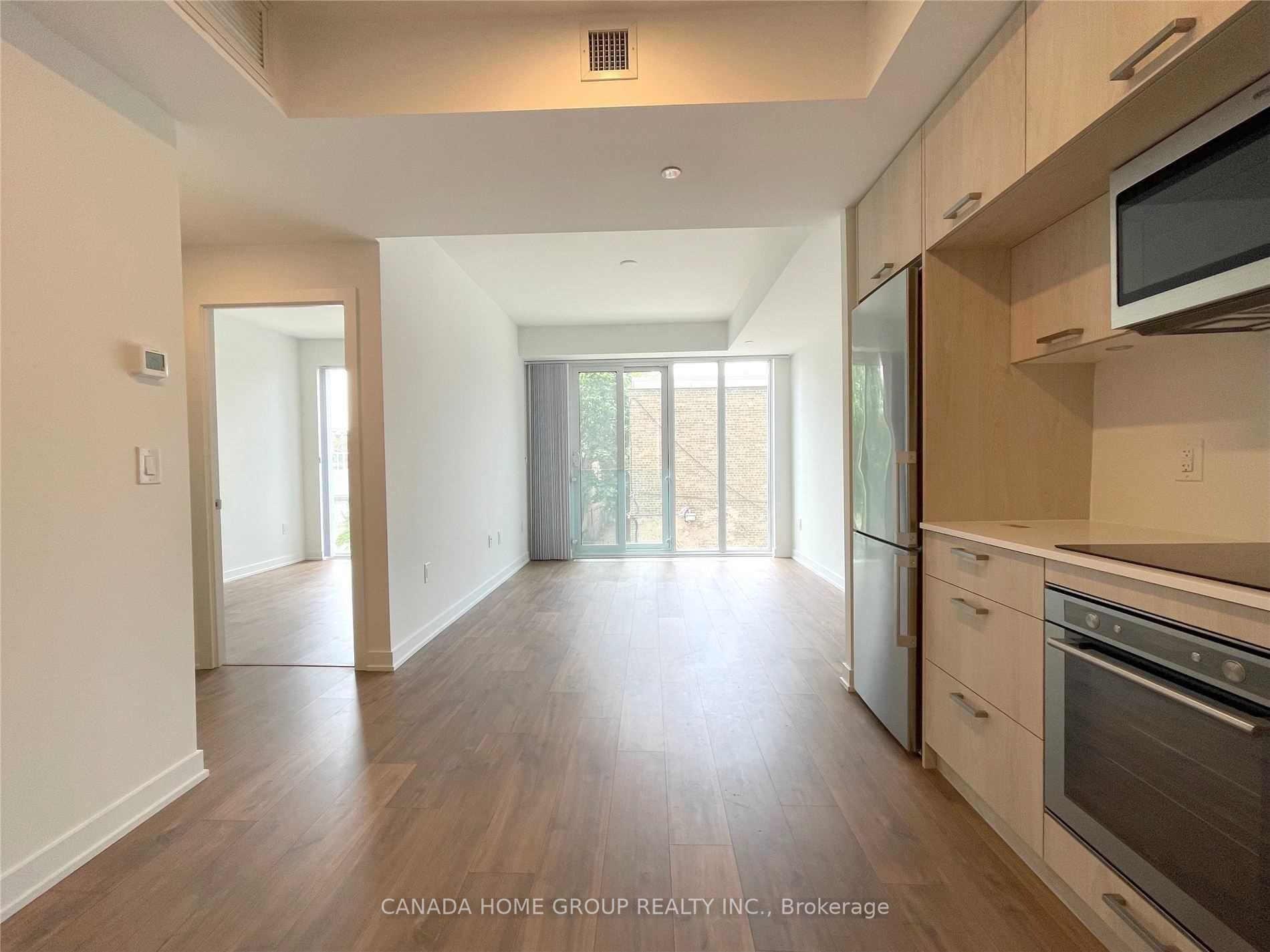 50 Mccaul St, #303