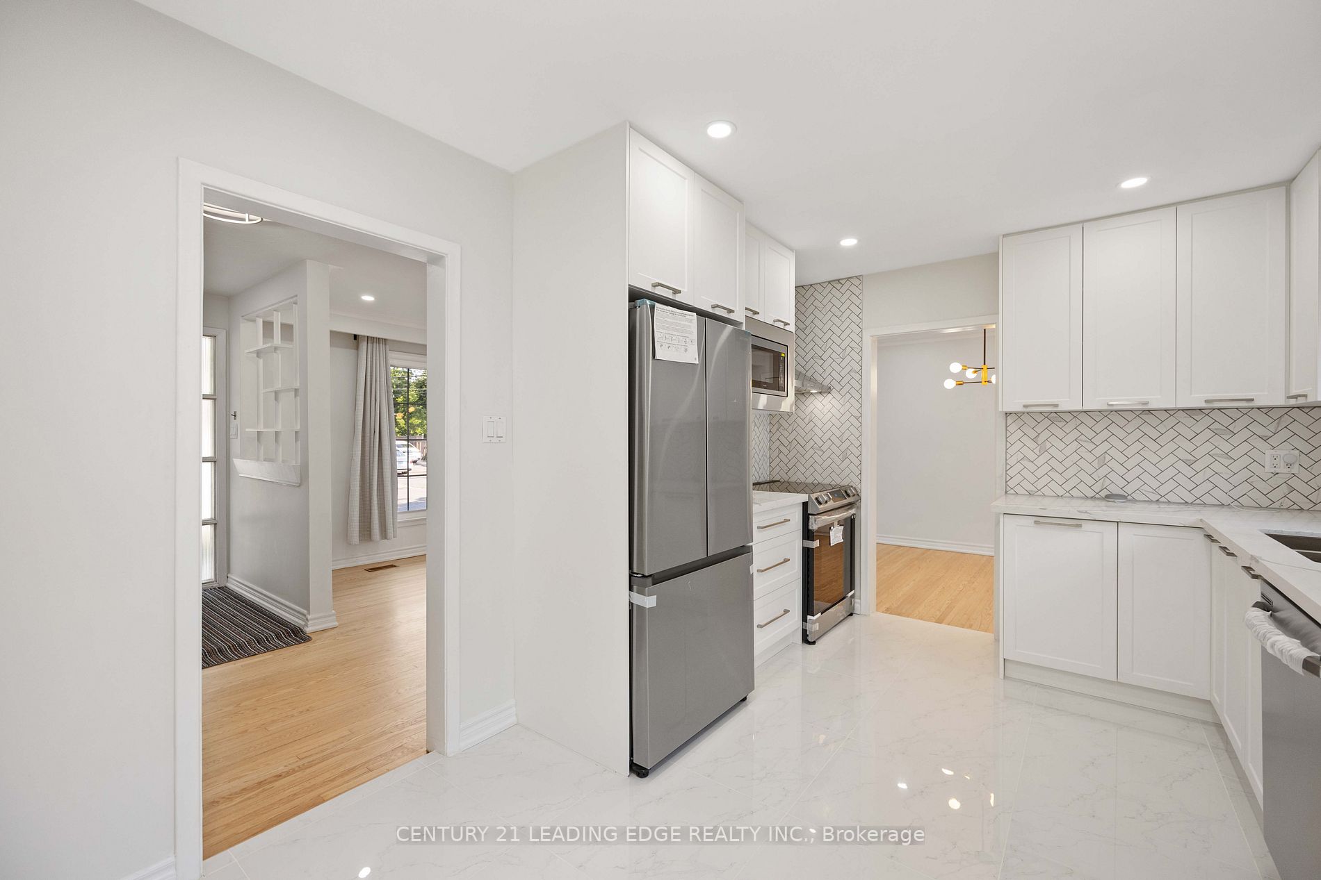 25 Karen Rd