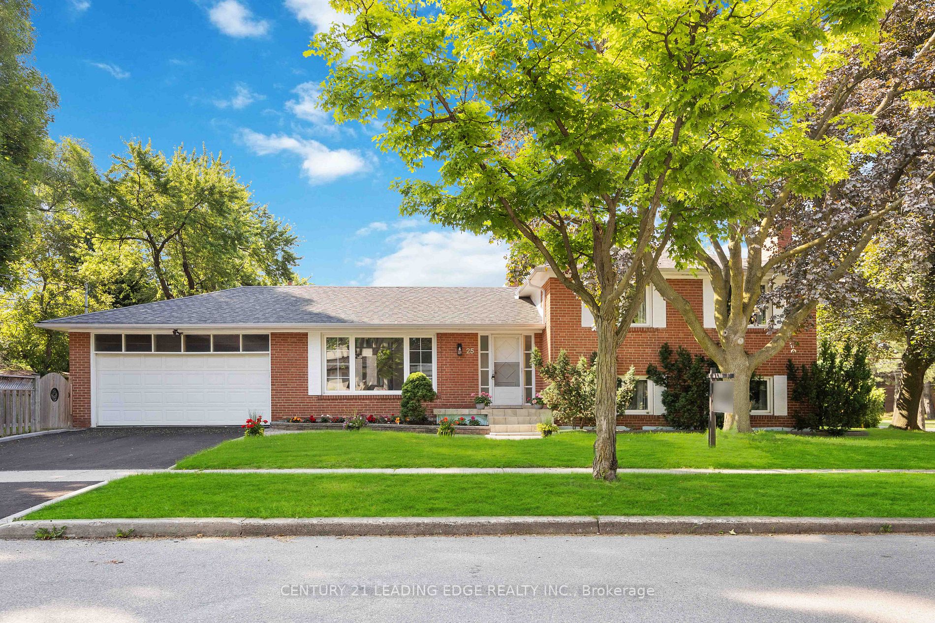 25 Karen Rd