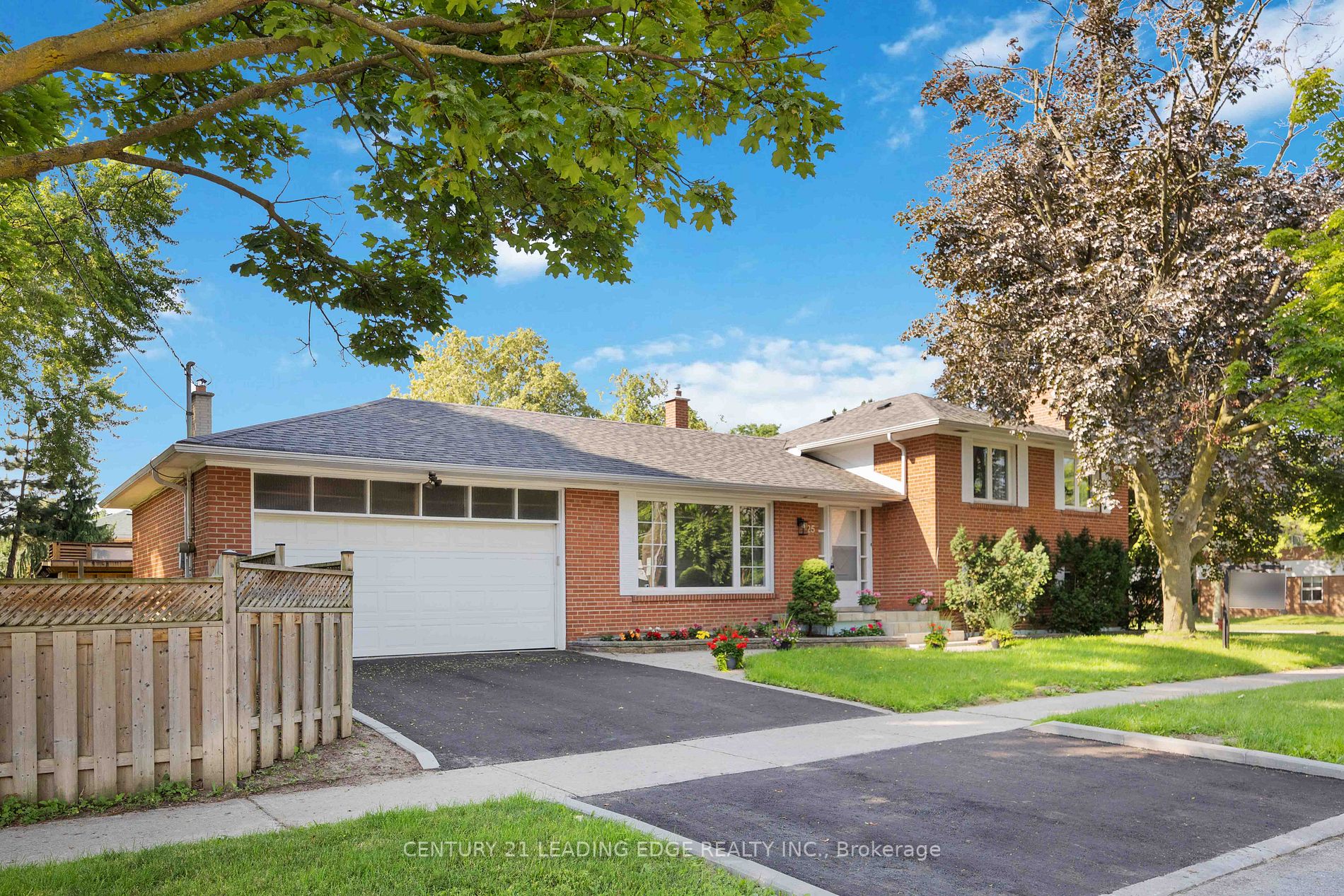 25 Karen Rd