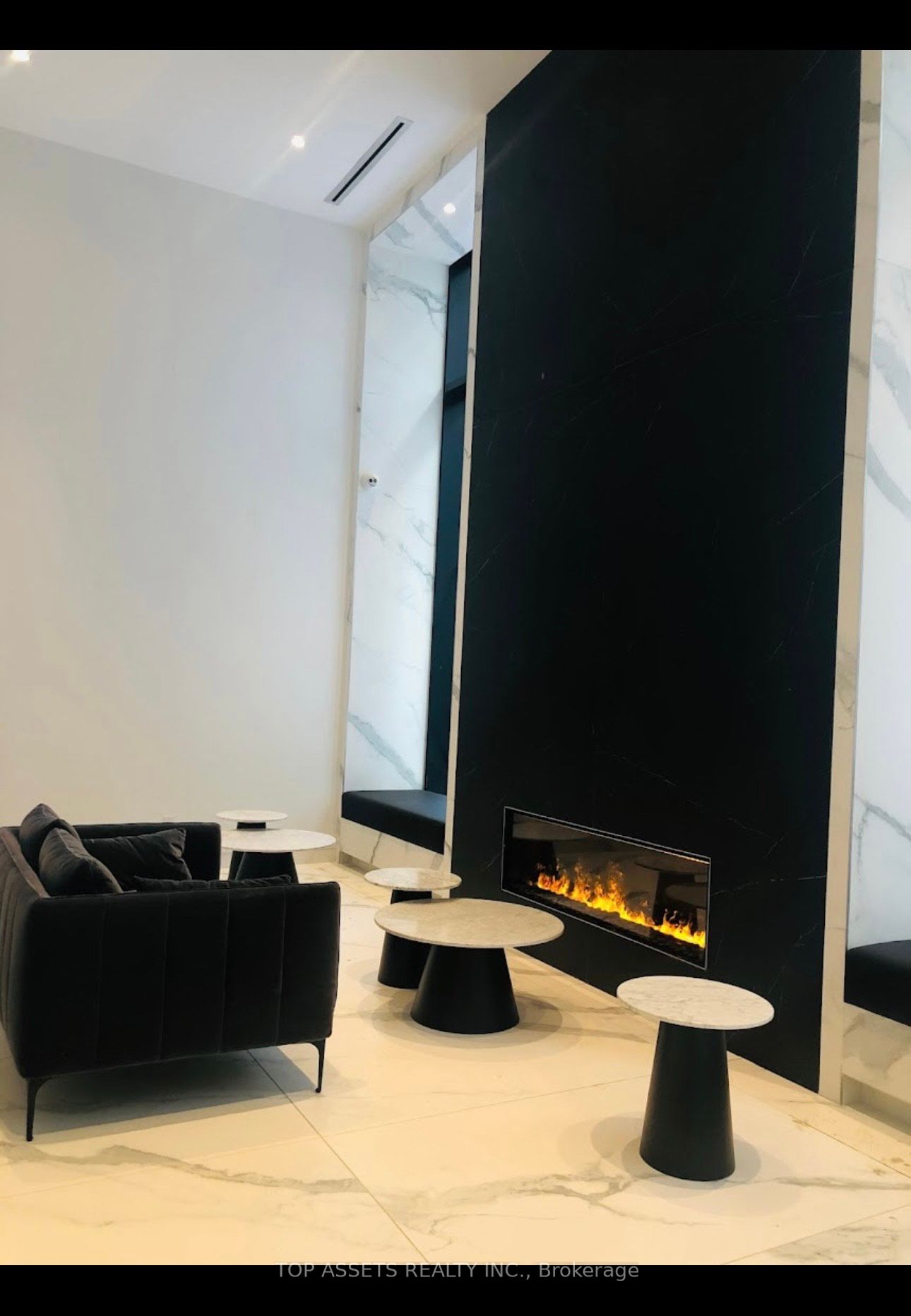 20 Edward St, #1011