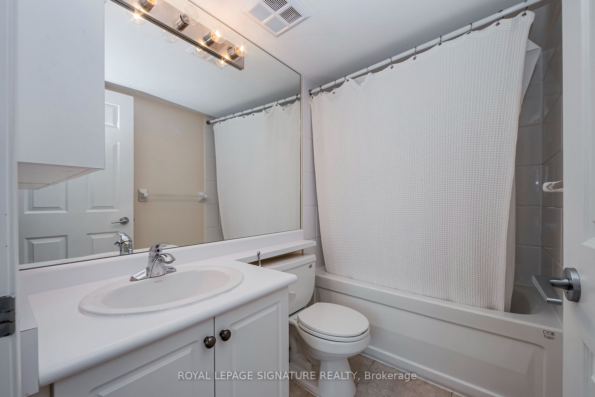 485 Rosewell Avenue #308
