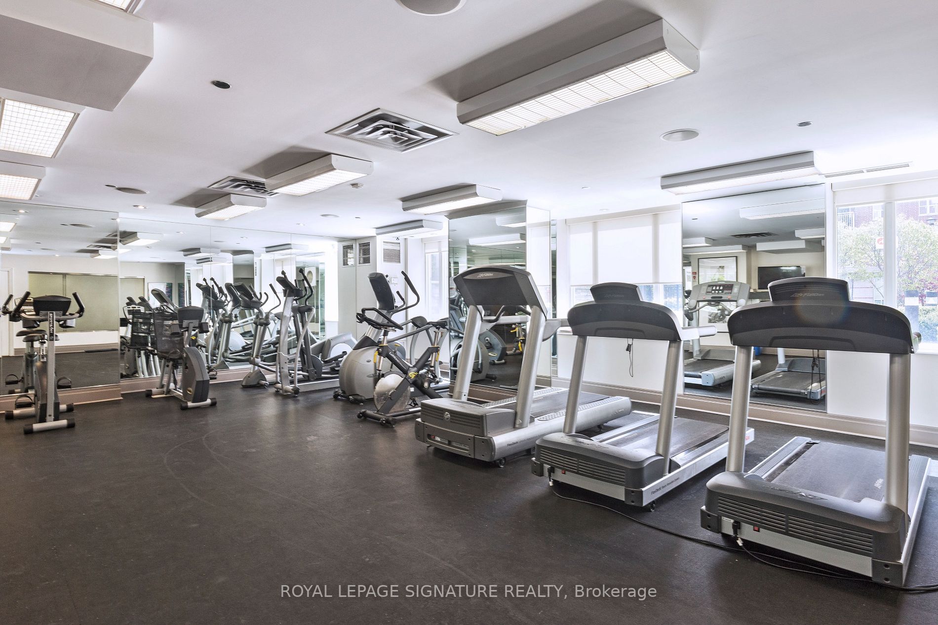 485 Rosewell Avenue #308