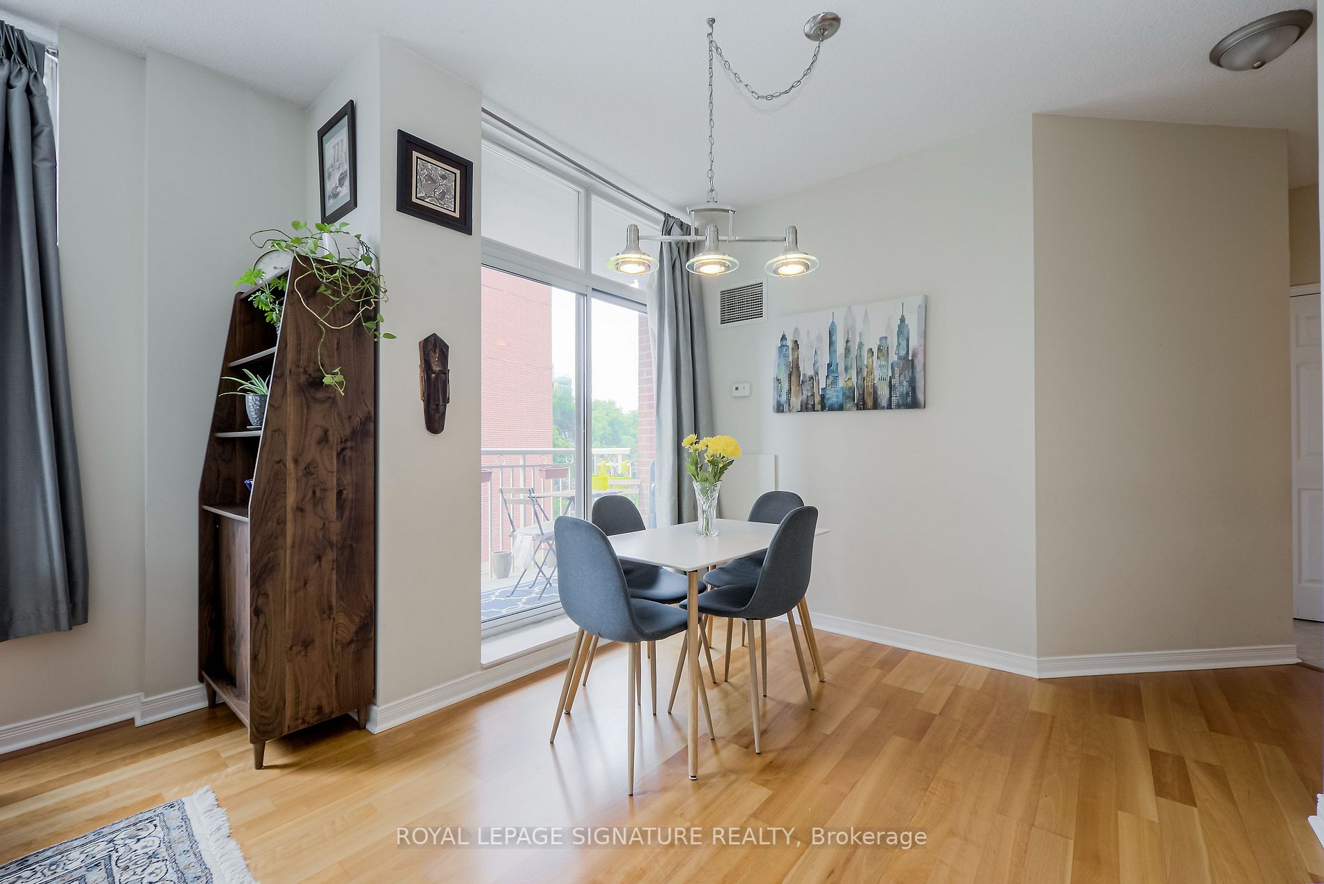 485 Rosewell Avenue #308