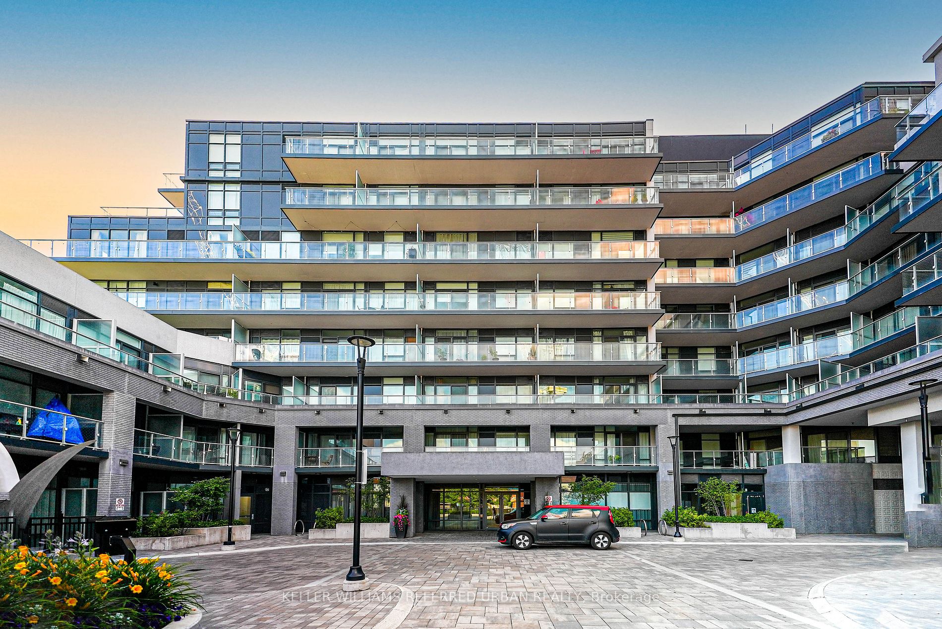 621 Sheppard Ave E, #537