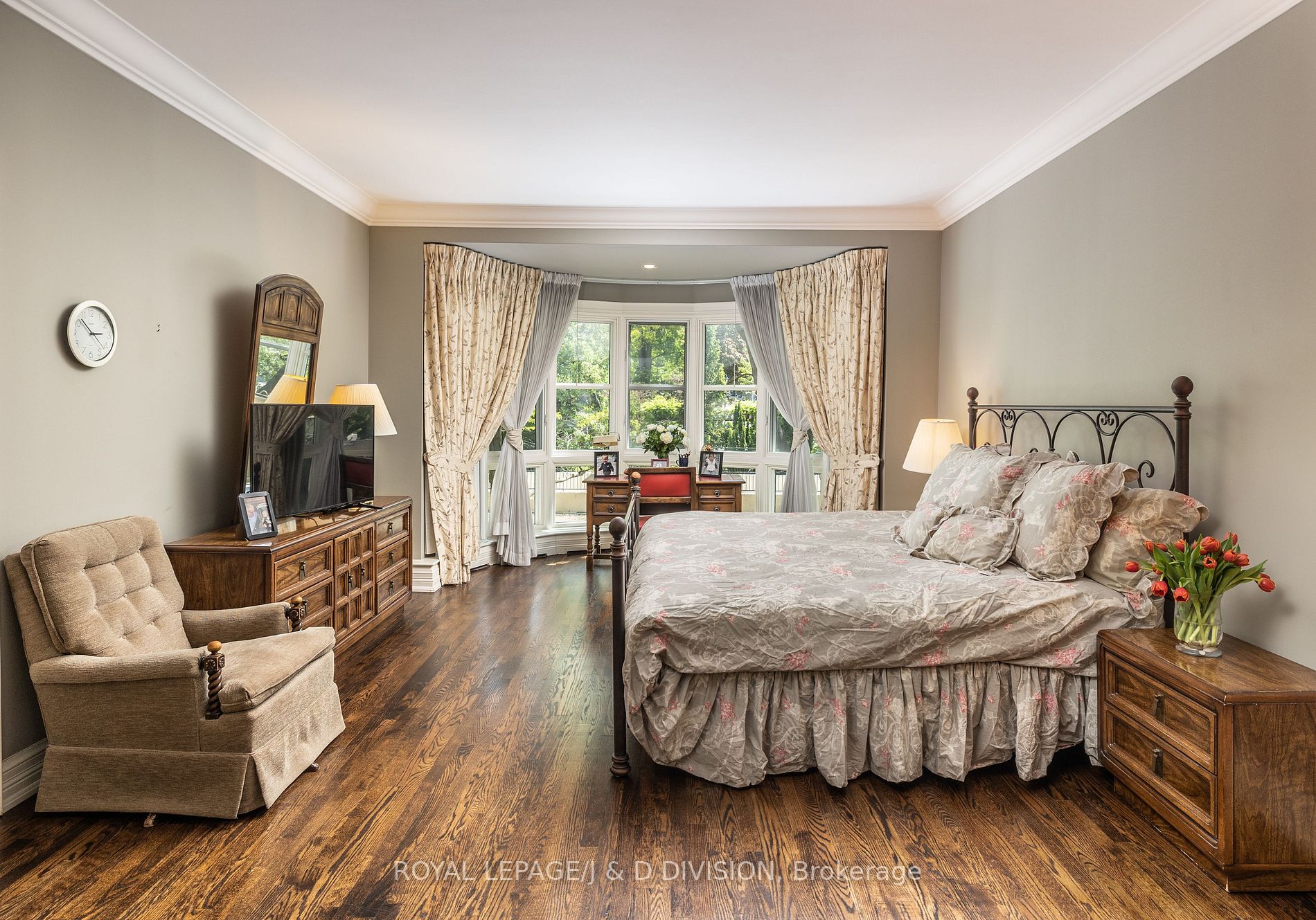 2 Chedington Pl, #2C