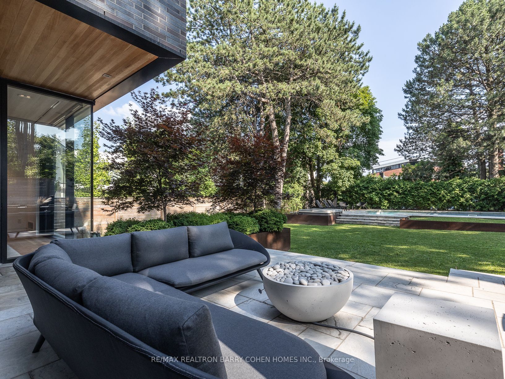 123 Forest Heights Boulevard