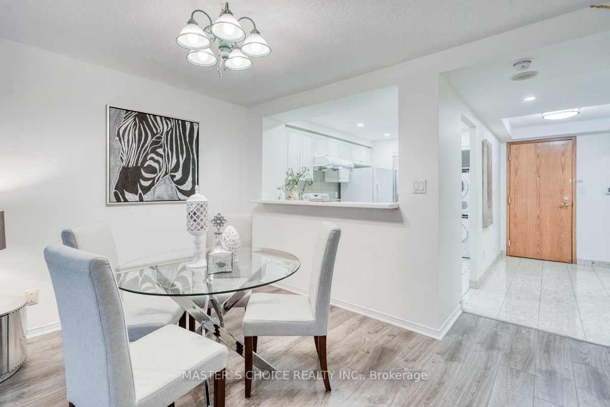 28 Hollywood Ave, #1210