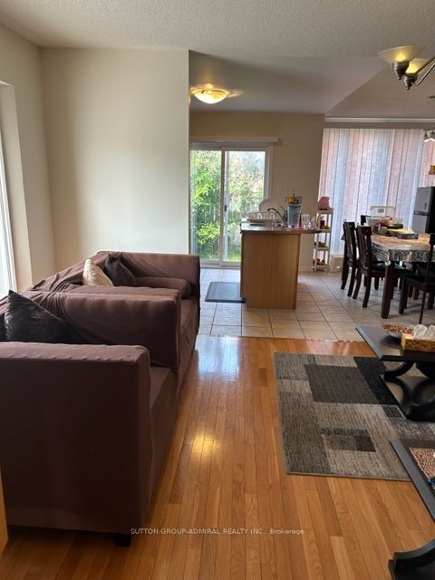 179 Dallimore Circ