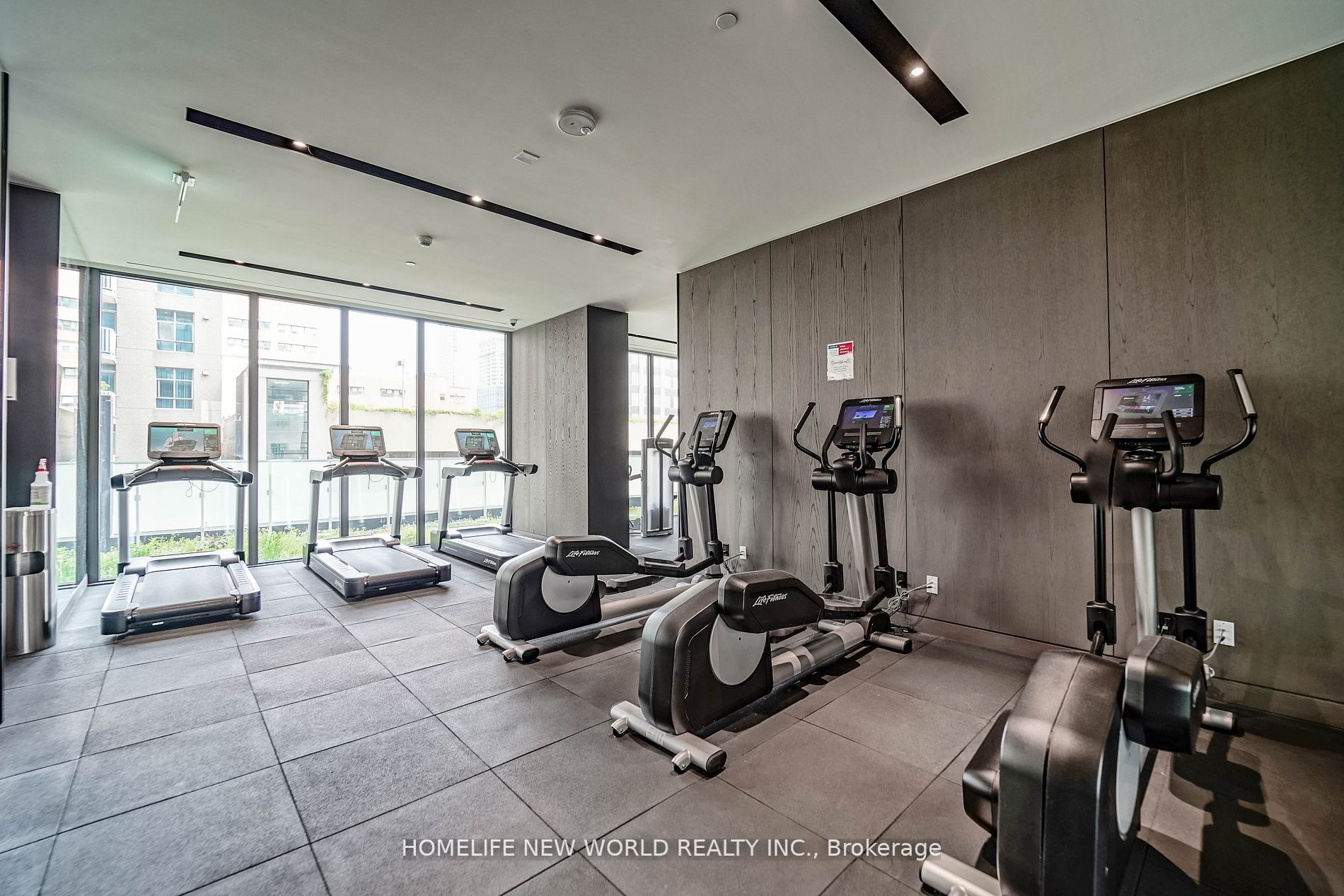 25 Richmond St E, #1902