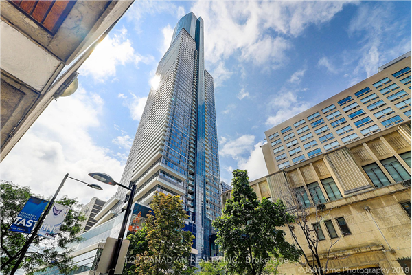 386 Yonge St, Toronto
