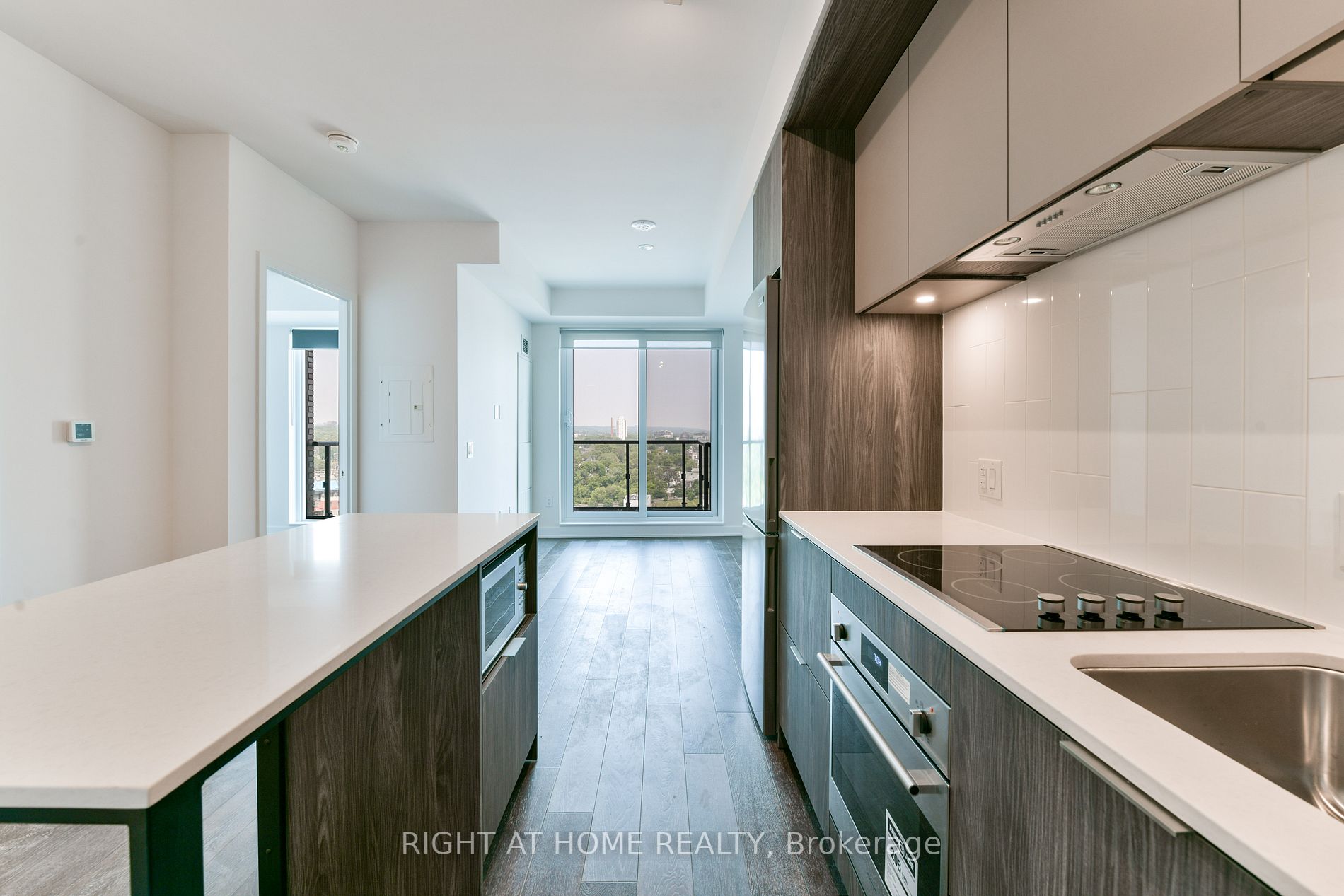 130 River St, #1201